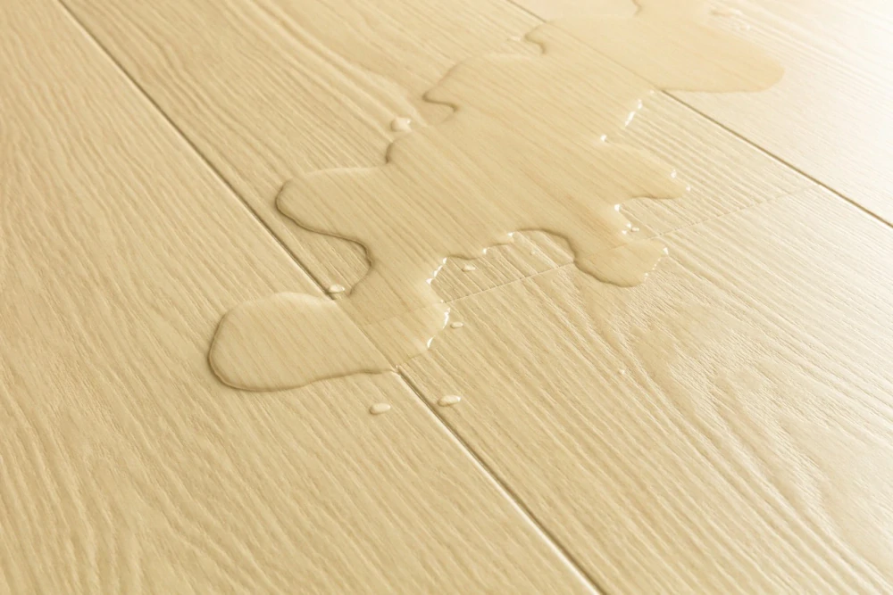 Quick Step IMPRESSIVE IM-8258 – 8mm Dub Ivory